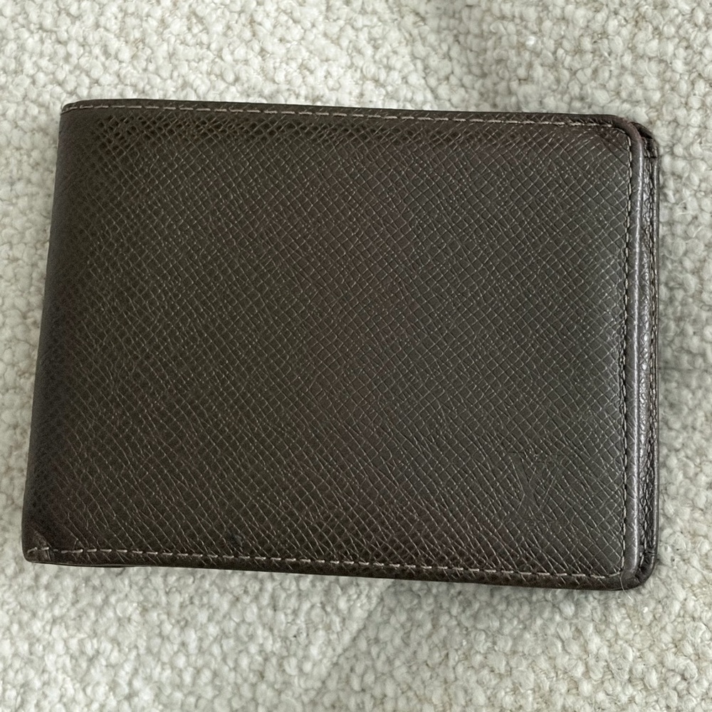Louis Vuitton (LV) Slender Bifold Wallet, Taiga Leather, Dark Brown
